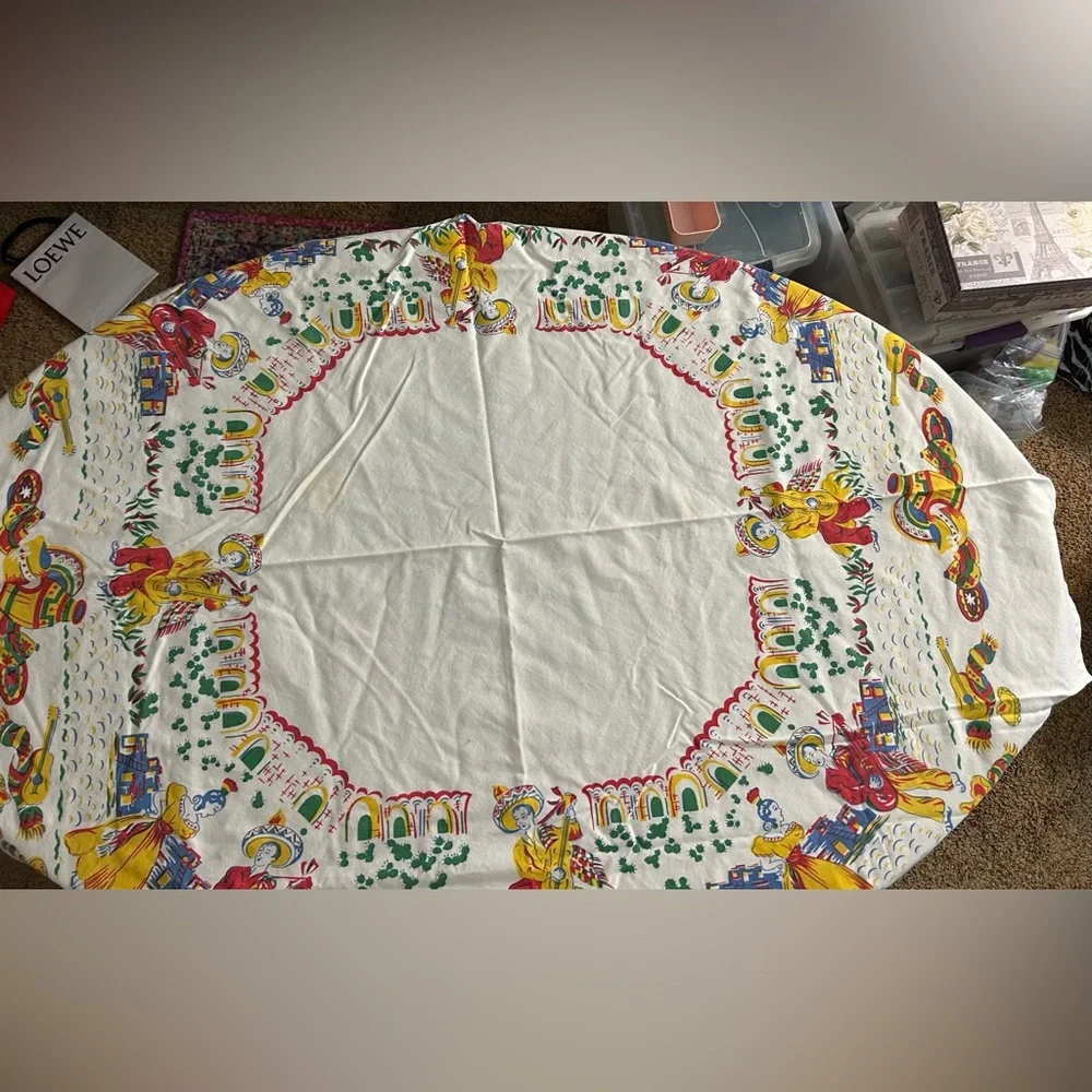 Vintage Style 100% Cotton Tablecloth 50x46 Mexico Scenes